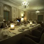 Schloss 酒店 *