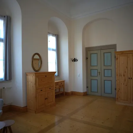 Schloss Hotel *